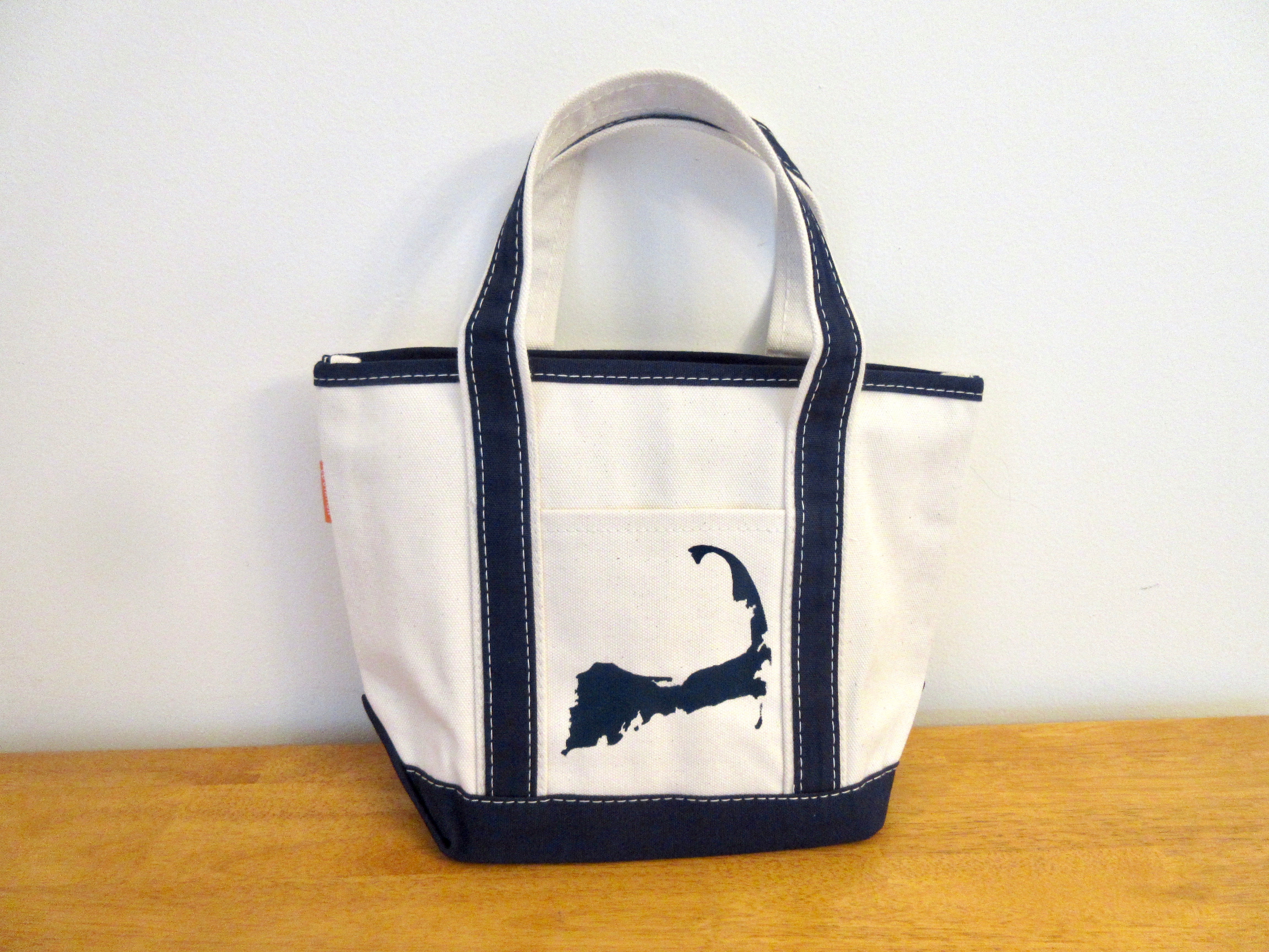 Small tote bags